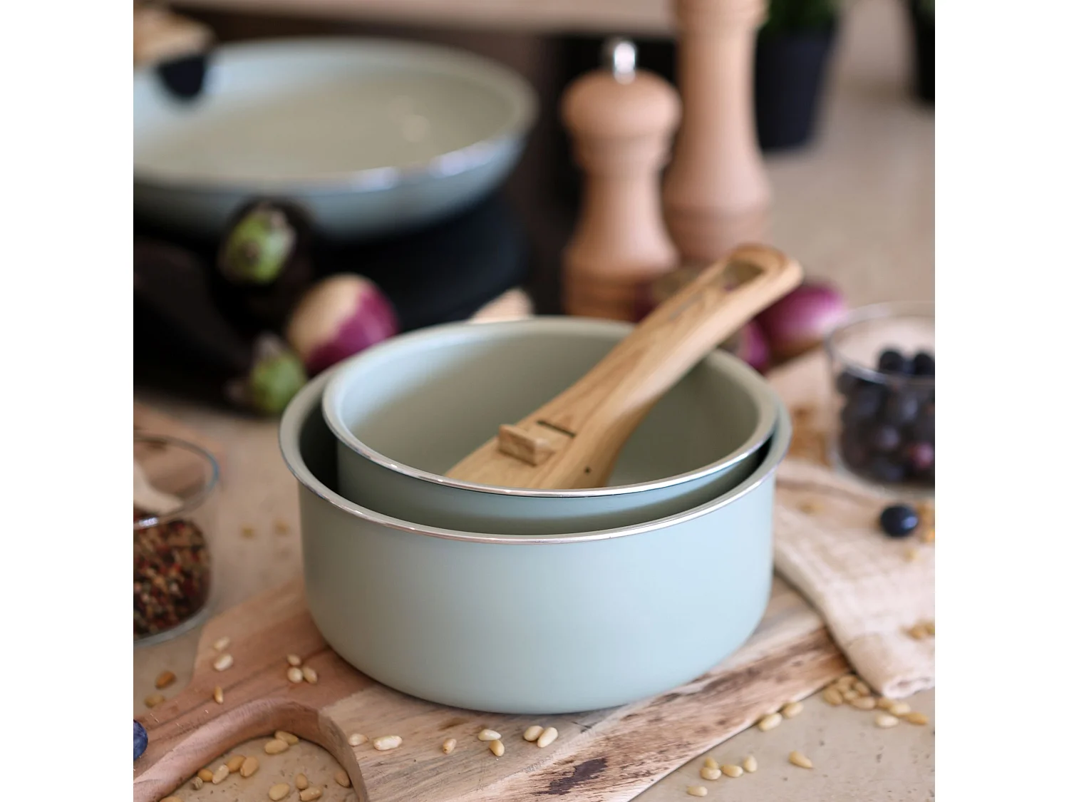 Menastyl - Lot 2 Casseroles Colorama 16 Et 18cm En Aluminium Rose Avec Poignee