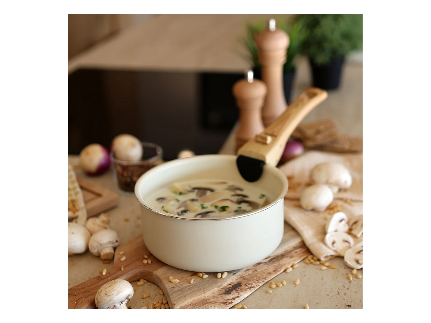 Menastyl - Lot 2 Casseroles Colorama 16 Et 18cm En Aluminium Creme Avec Poignee