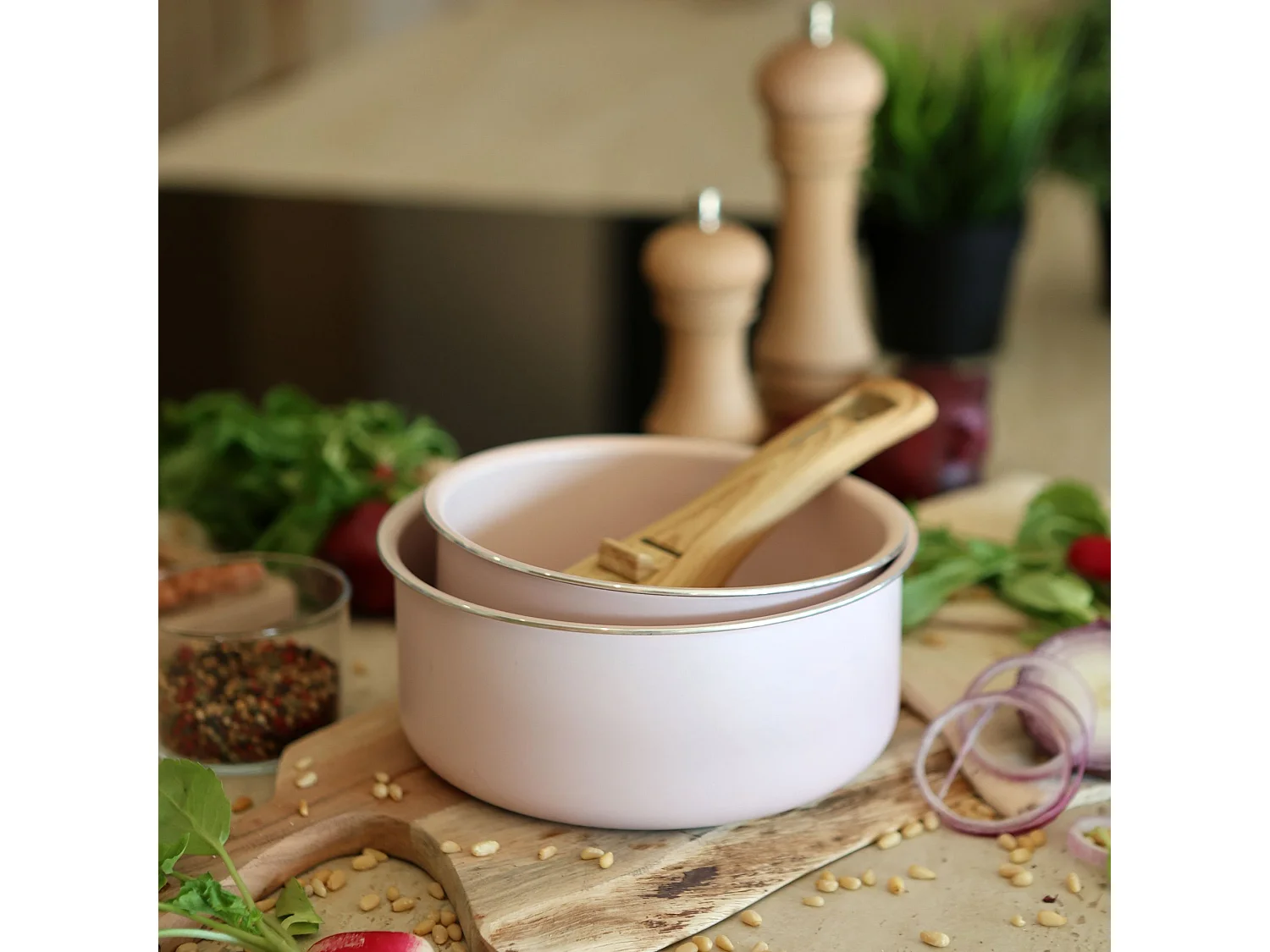 Menastyl - Lot 2 Casseroles Colorama 16 Et 18cm En Aluminium Rose Avec Poignee