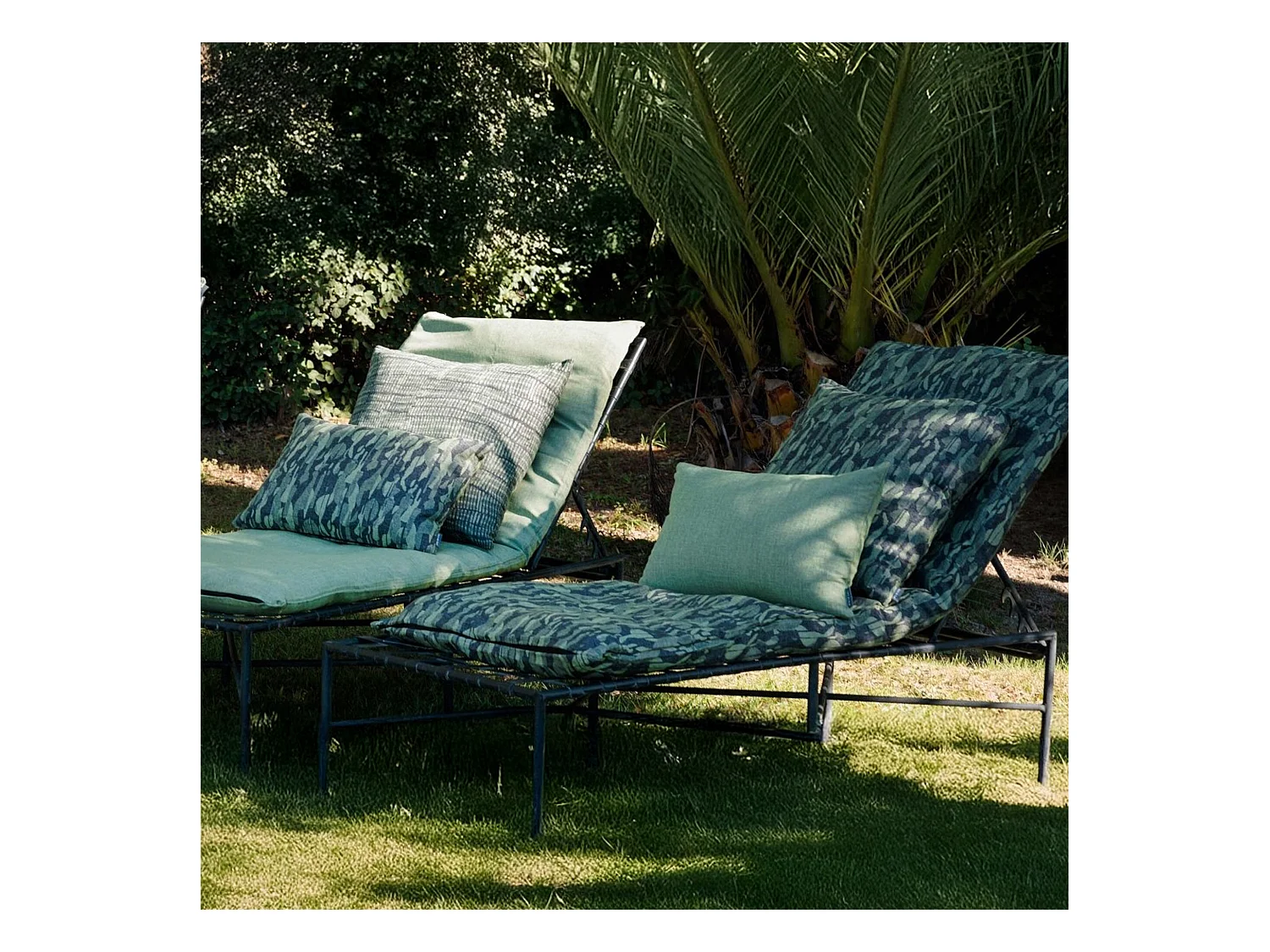 Housse de coussin 62x62 cm collection KALYMNOS tissu oléfine bleu topaze