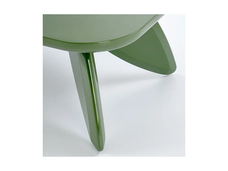 Mesa de centro lacada en verde claro 120 x 60 cm con patas de diseño ANGELINE