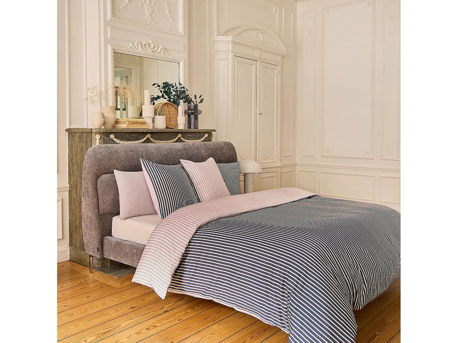 Lit 160 x 200 cm en tissu - Gris galet