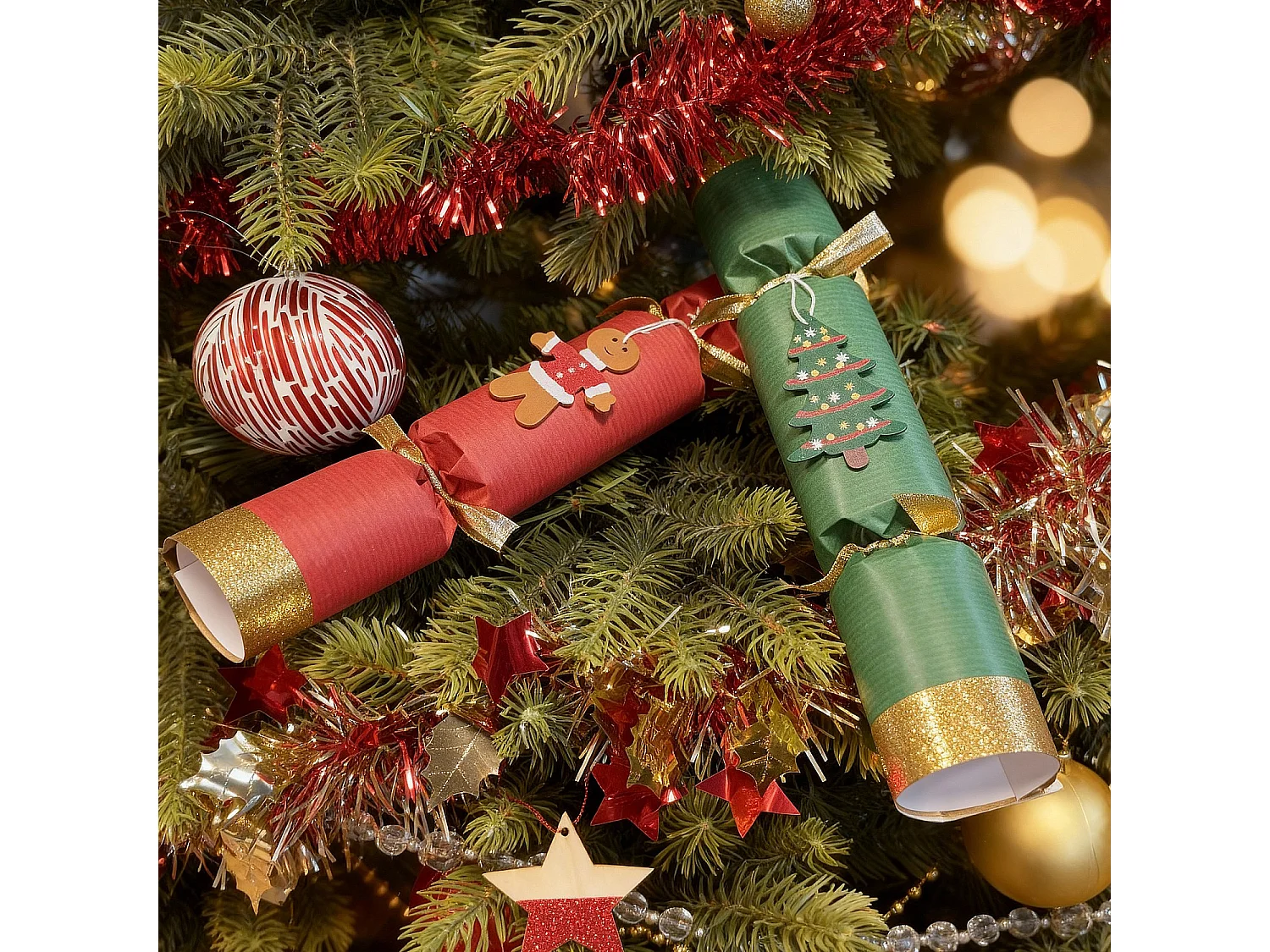 Habitat - Décoration de Noël - Lot de 6 crackers traditionnels faits main - Rouge - Crackers