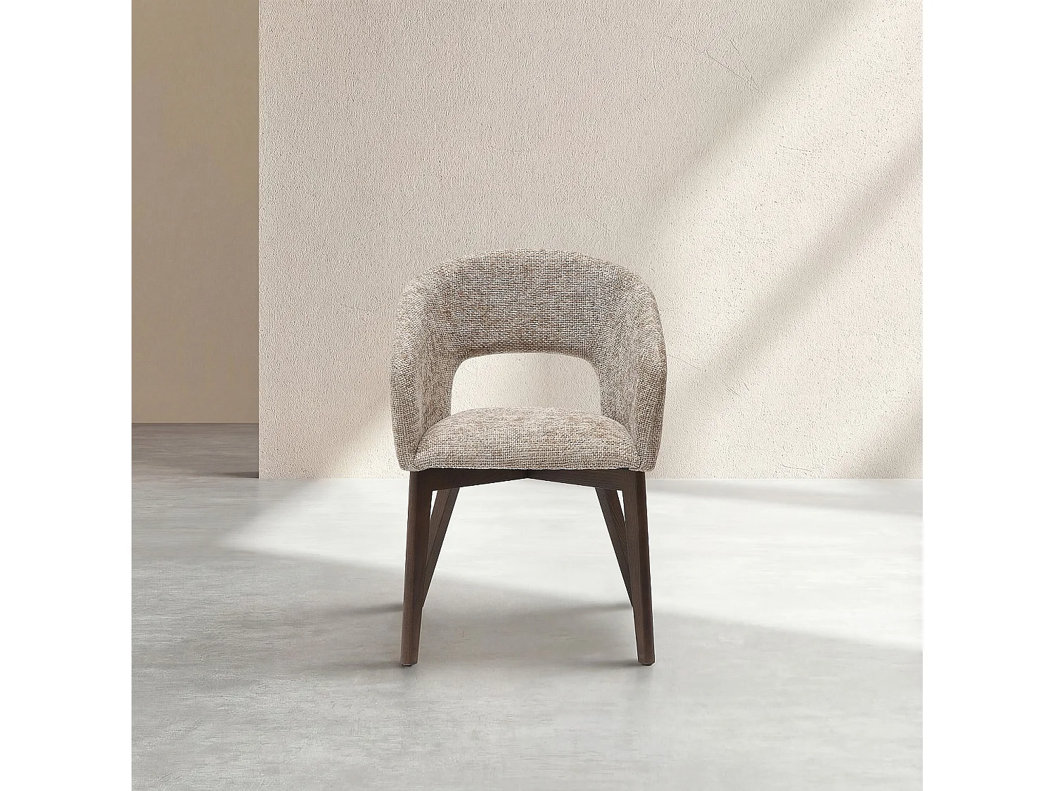 Habitat - Lot de 2 chaises en tissu chenille et bois massif avec accoudoirs - Beige et noyer - Rusti