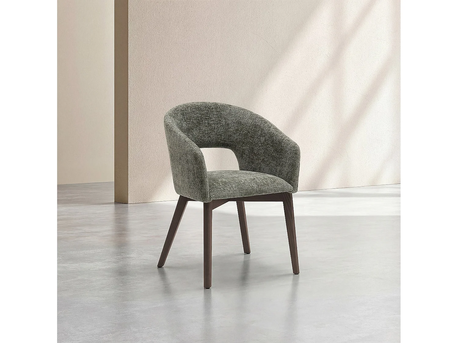 Lot de 2 chaises en tissu chenille et bois massif avec accoudoirs - Vert et noyer