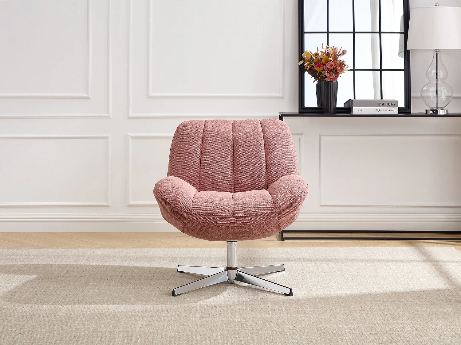 Dreibar stol i teksturert rosa stoff VOLABO