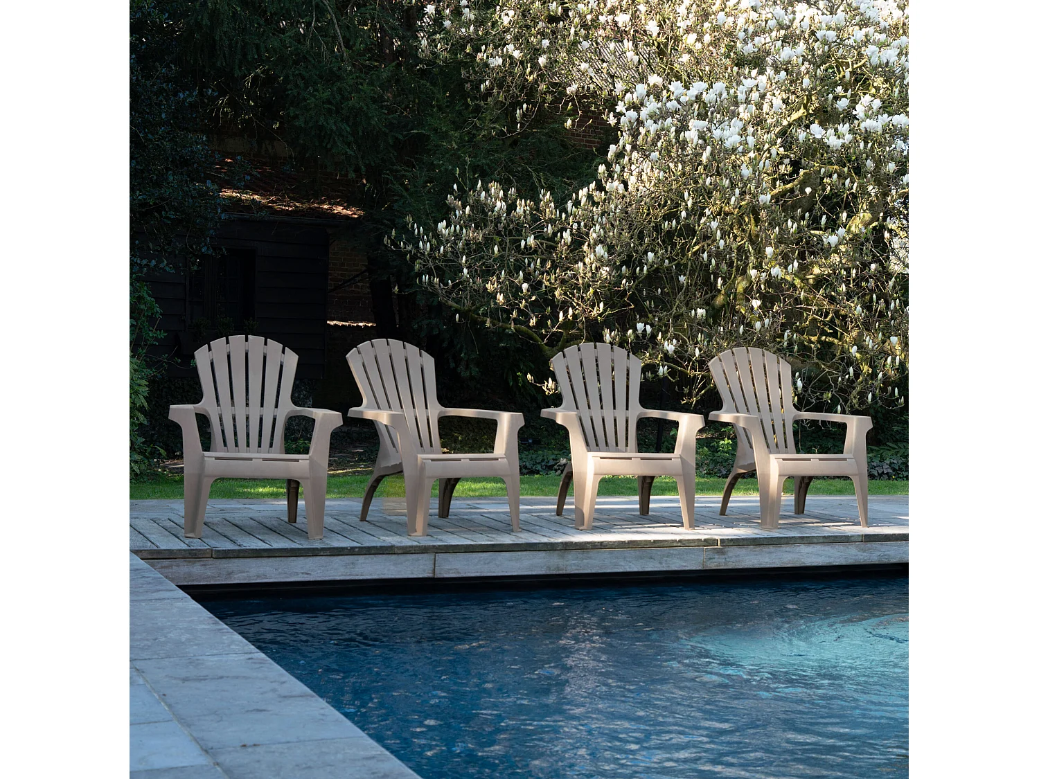 Lot de 4 Fauteuils  Adirondack de jardin en résine empilables Taupe