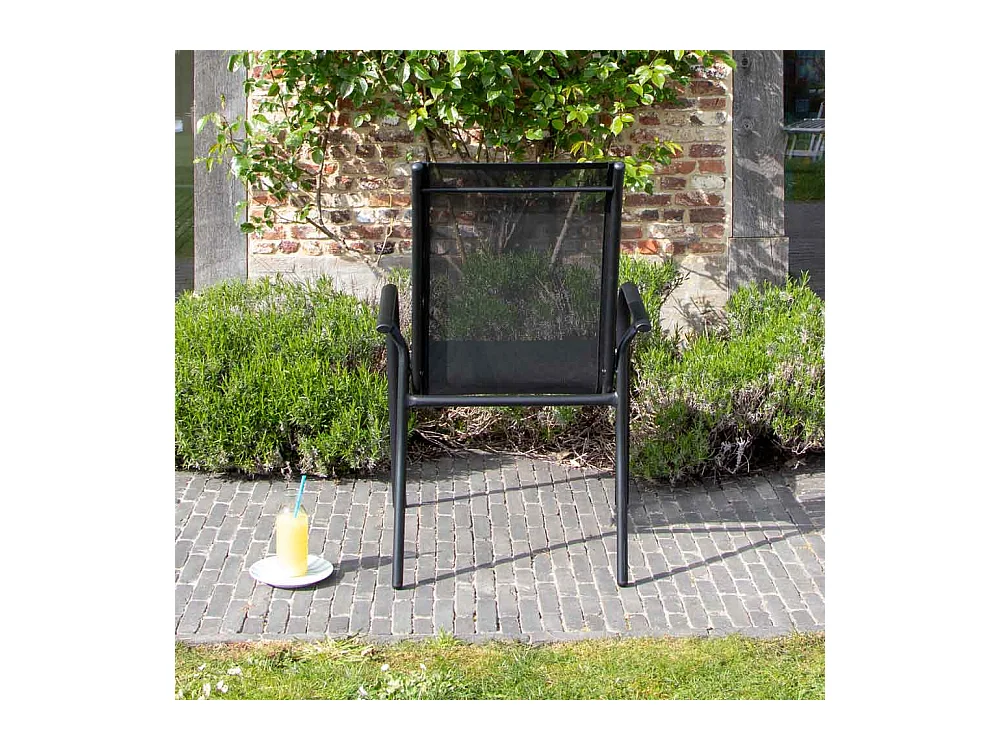 Fauteuil BlackSun structure aluminium noire, assise textilène noire