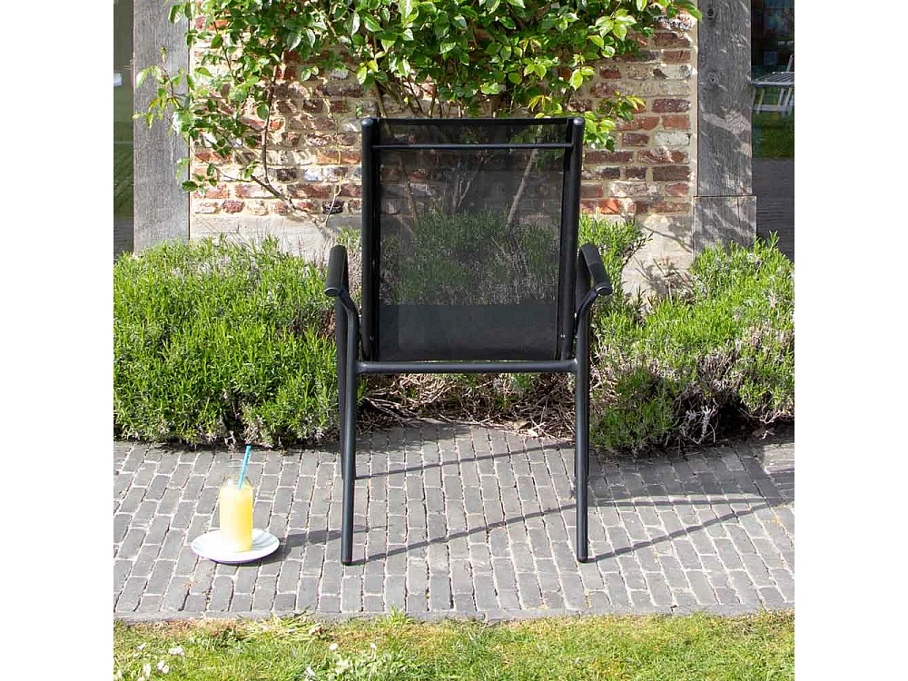 Fauteuil BlackSun structure aluminium noire, assise textilène noire