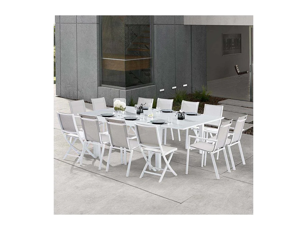 Ensemble WHITESTAR 8/12p en aluminium blanc et verre blanc avec 8 fauteuils et 4 chaises pliantes en aluminium et textilène