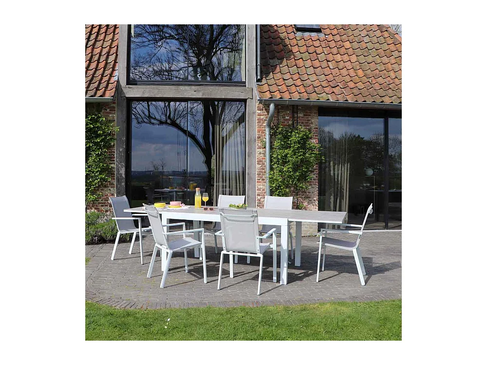 Ensemble TULUM 6/10p en aluminium blanc et plateau en aluminium décors bois avec 6 fauteuils en textilène