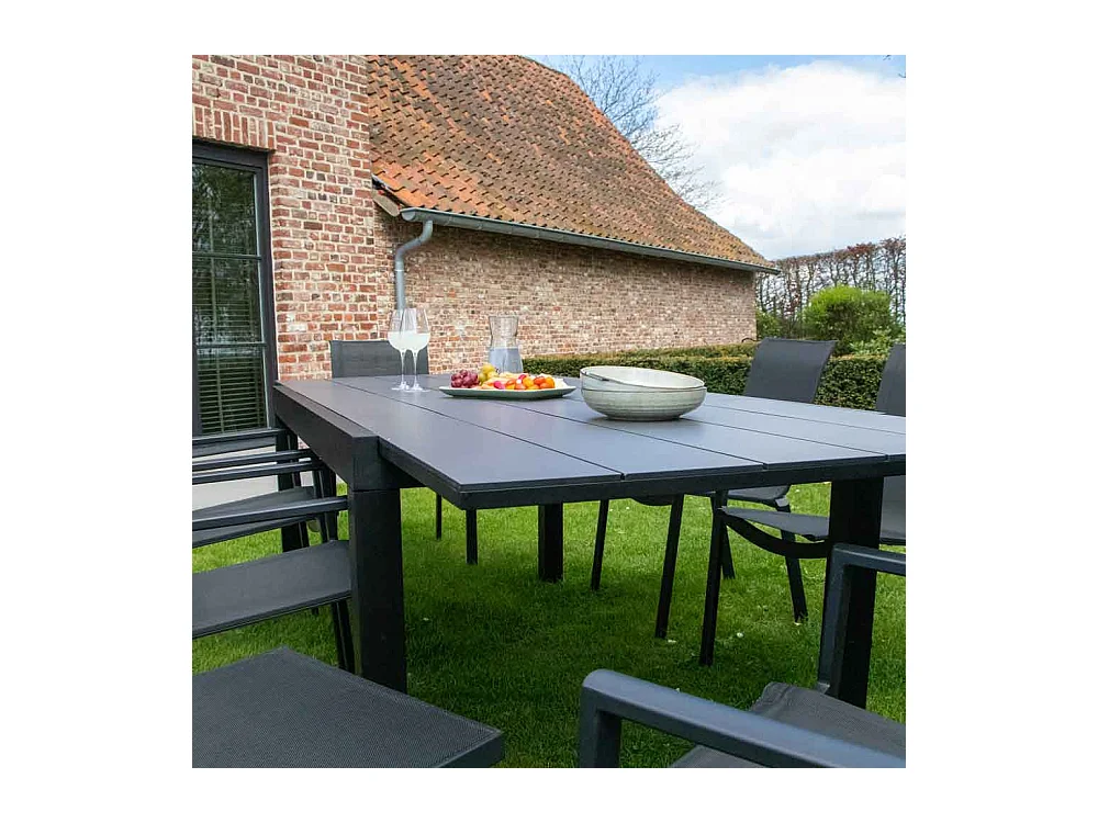Ensemble HPL 6/10p en aluminium noir et plateau en HPL gris avec 6 fauteuils en textilène