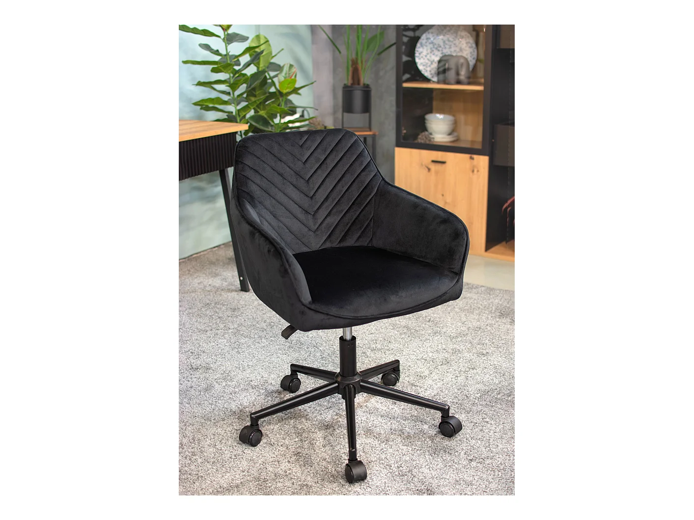 Fauteuil NAPOLI noir sur pieds noirs