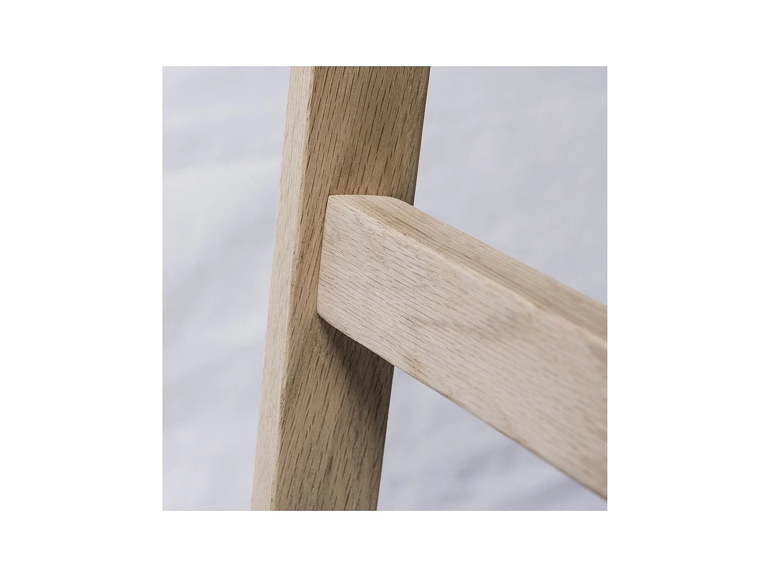 75 cm RIVA Barhocker aus Eiche mit Kunststoffsitz