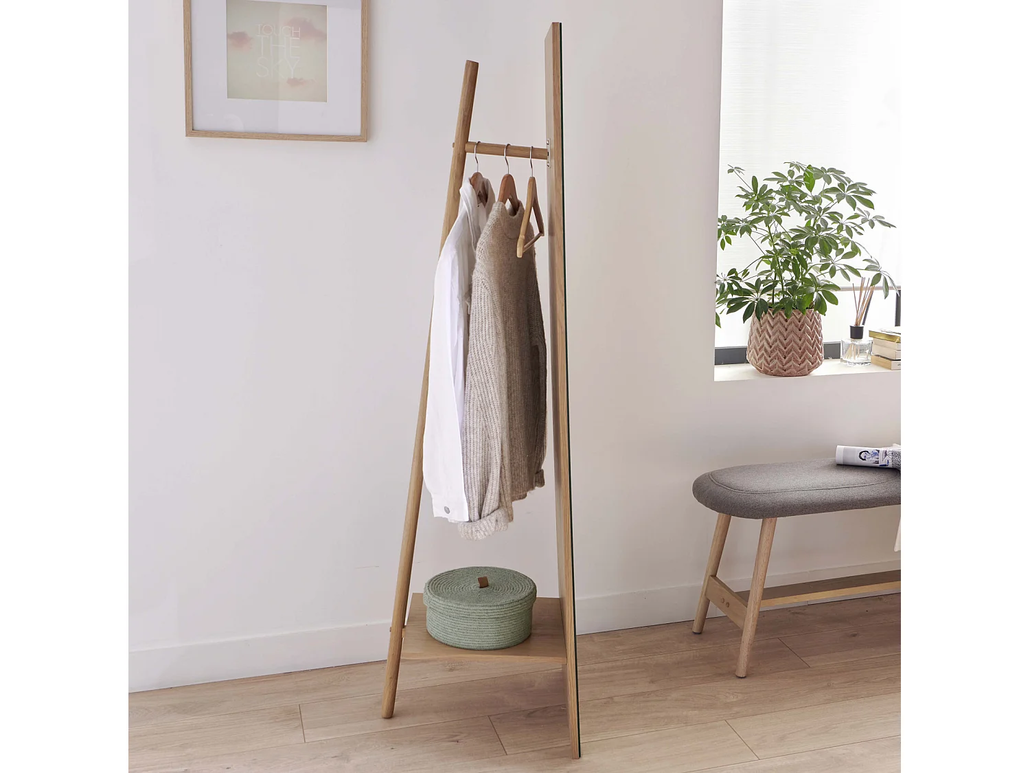 Liam houten spiegelkledingrek