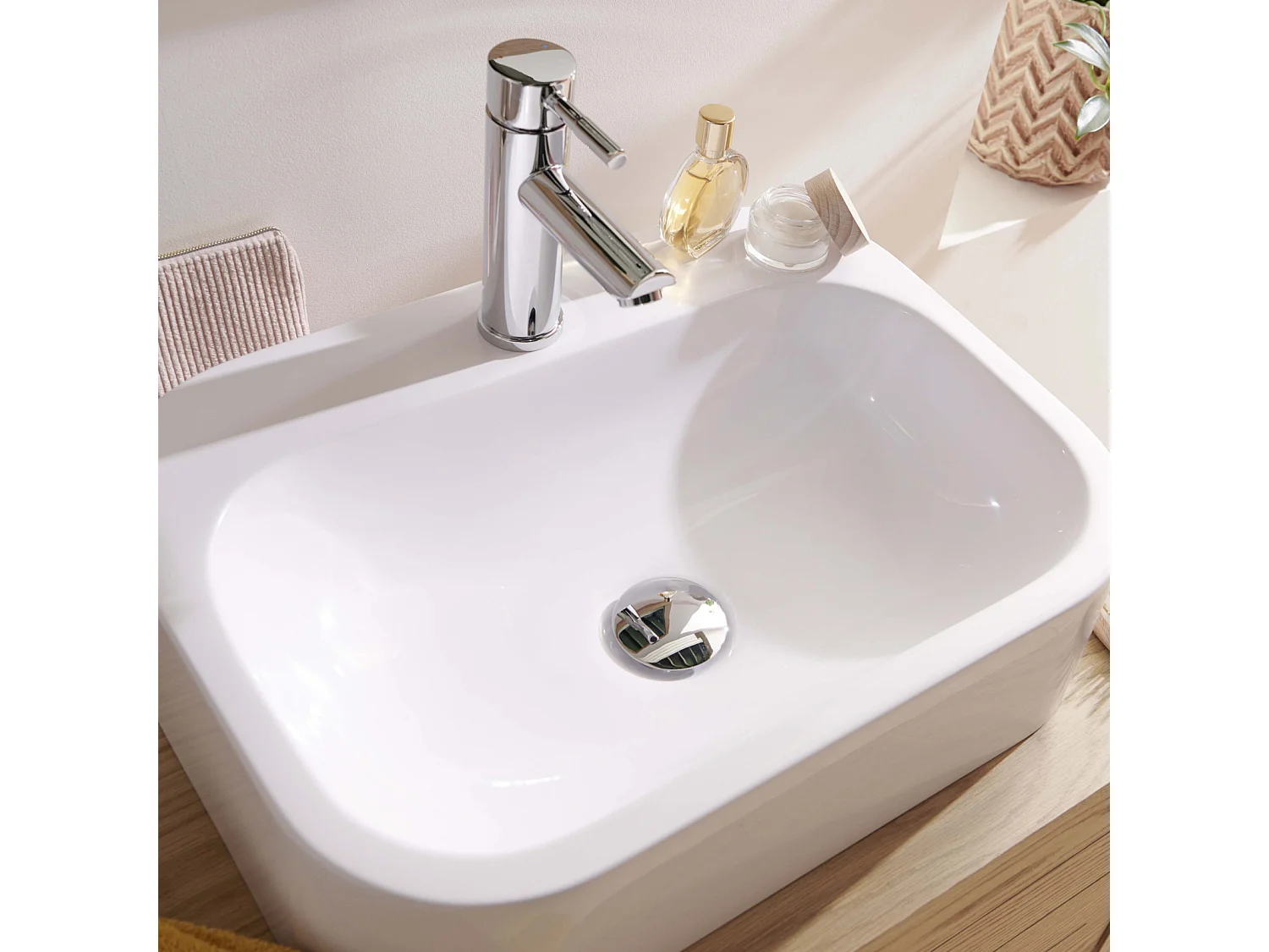 Lavatório independente oval em resina 50 x 37 cm ITO Branco brilhante