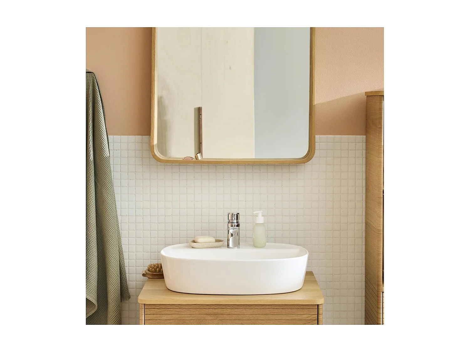 ADAM 50x38cm ovales Aufsatzwaschbecken aus weißer Keramik