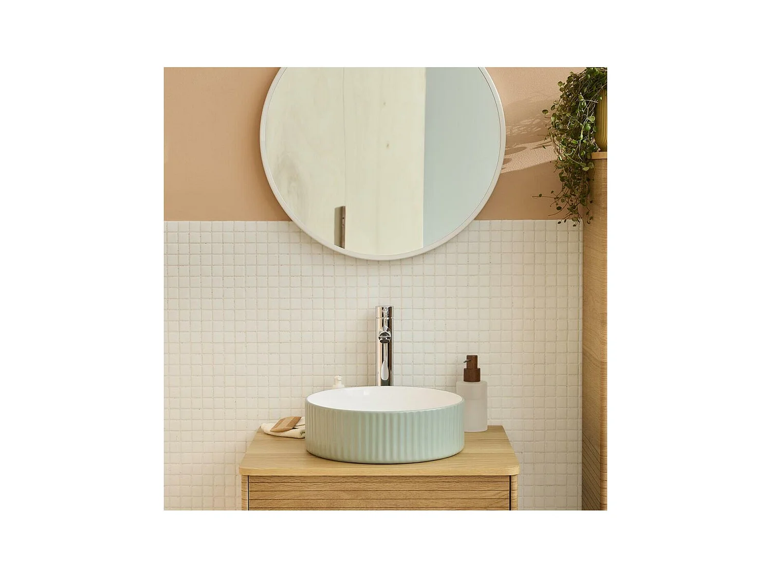 Vasque à poser ronde en céramique ondulée 36cm