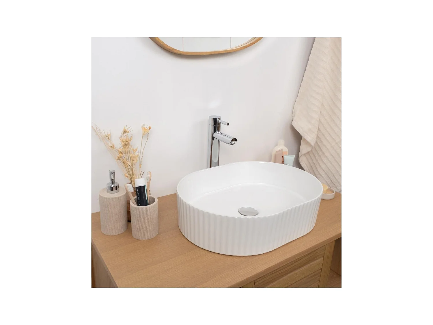 ENA 49x36,5cm ovales Aufsatzwaschbecken aus weißer strukturierter Keramik