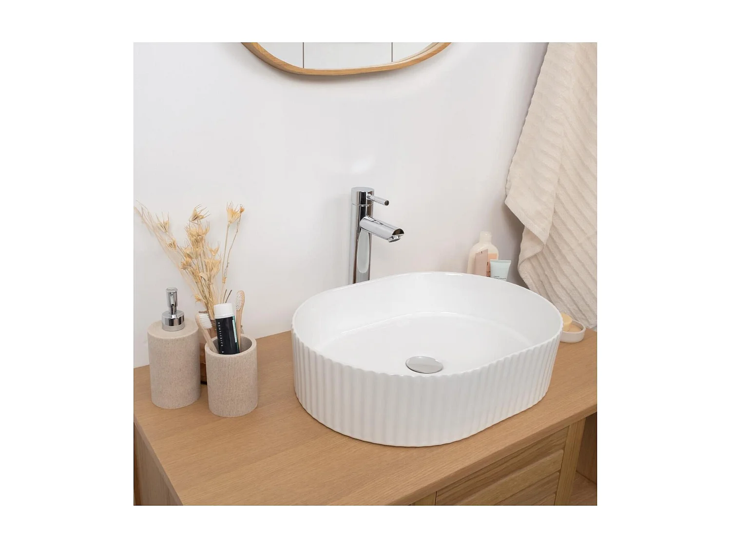 ENA 49x36,5cm ovales Aufsatzwaschbecken aus weißer strukturierter Keramik