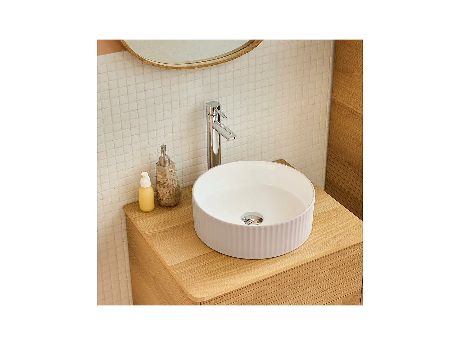 Vasque à poser ronde en céramique ondulée 36cm