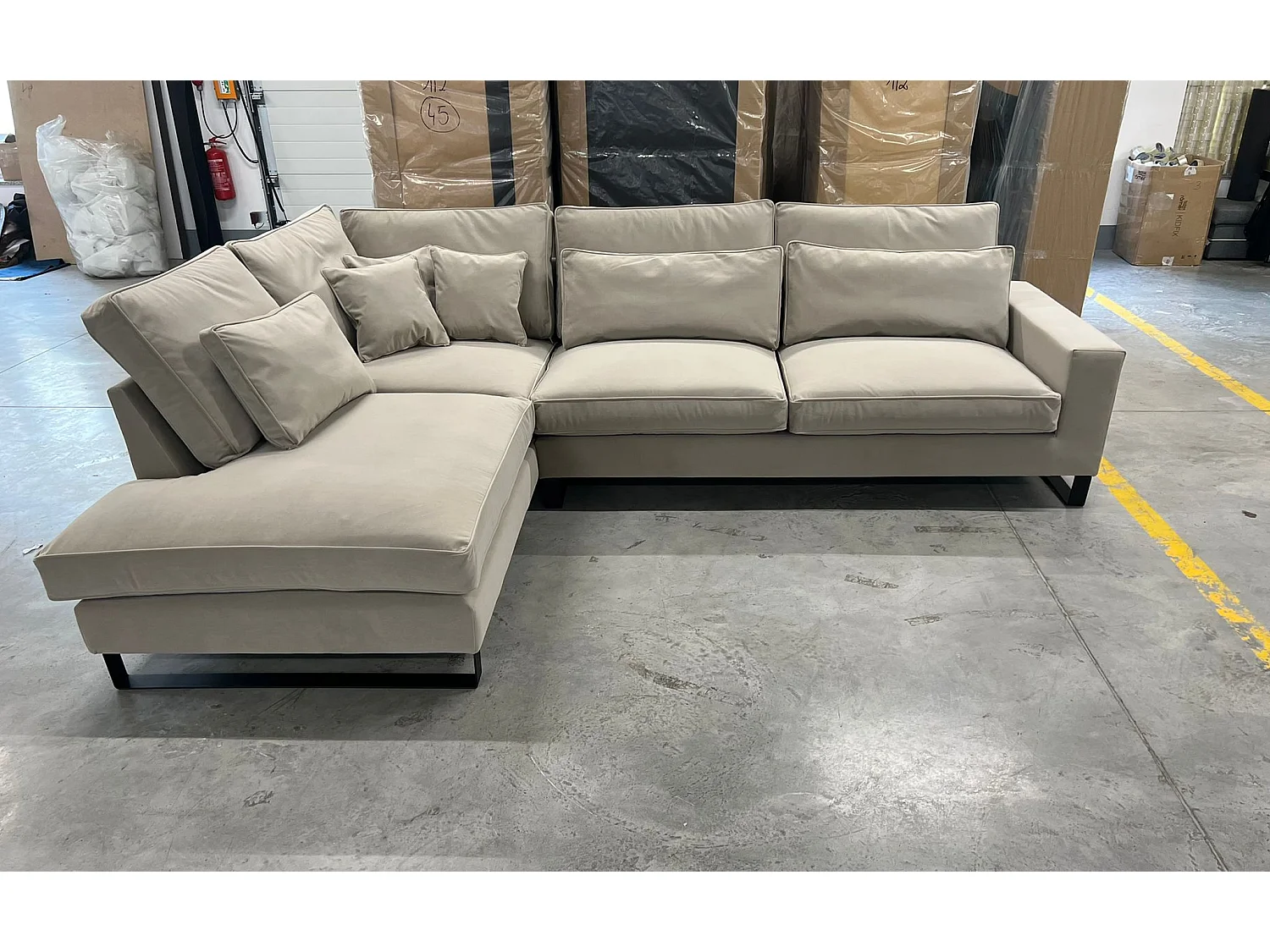 Ecksofa Freistehend L-förmig mit Wasserabweisendem Torre-Bezug, Abnehmbaren Kissen und Schwarzen Metallfüßen – Linke Seite 314x224x90 cm, Grau