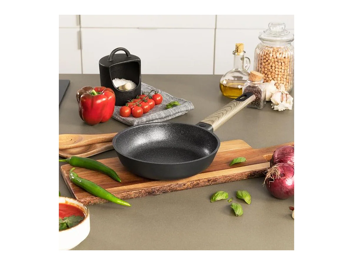 Sartén Cecotec Polka Excellence 20 Bucket Force aluminio fundido negro Ø20 cm