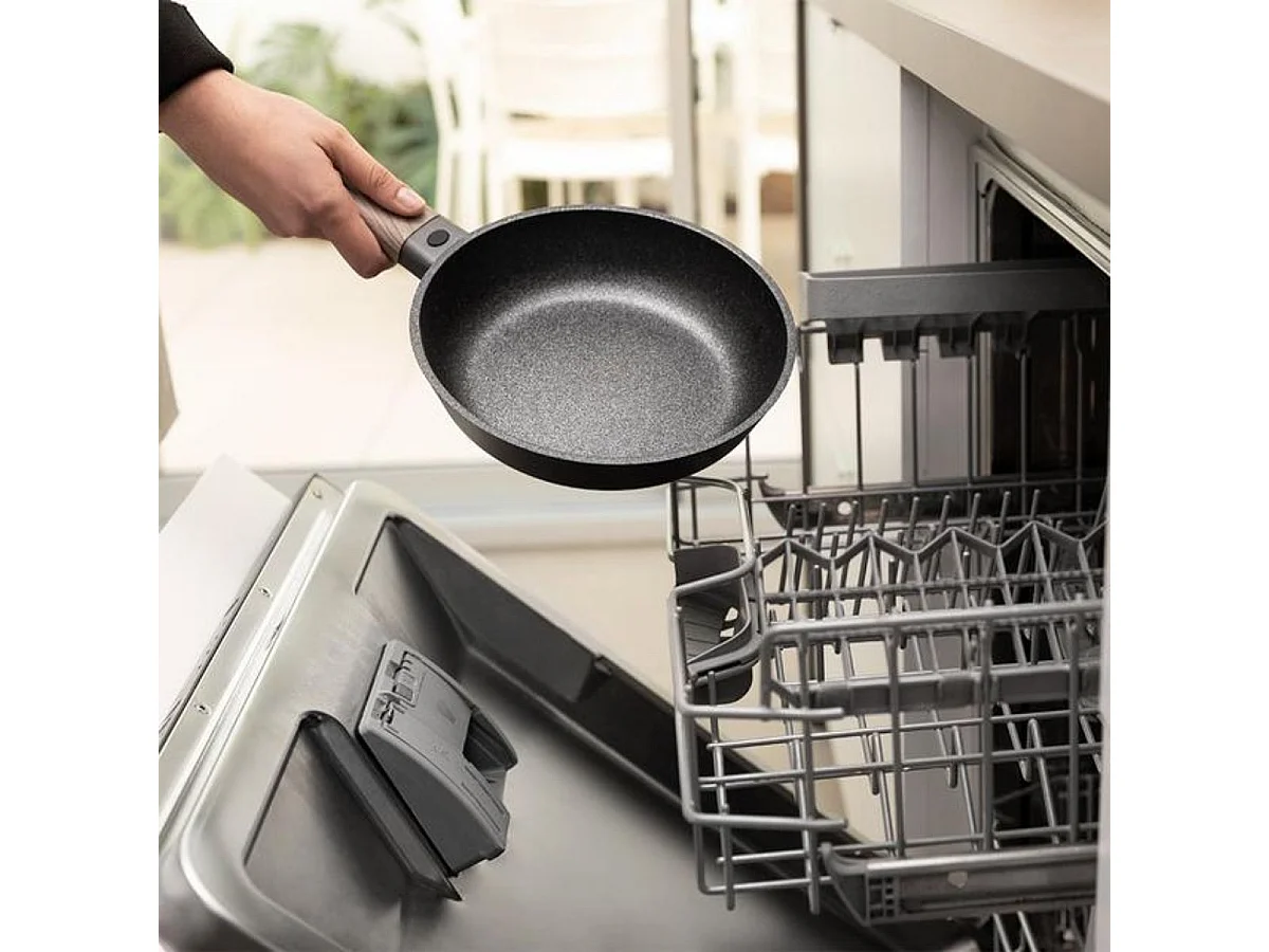 Sartén Cecotec Polka Excellence 20 Bucket Force aluminio fundido negro Ø20 cm