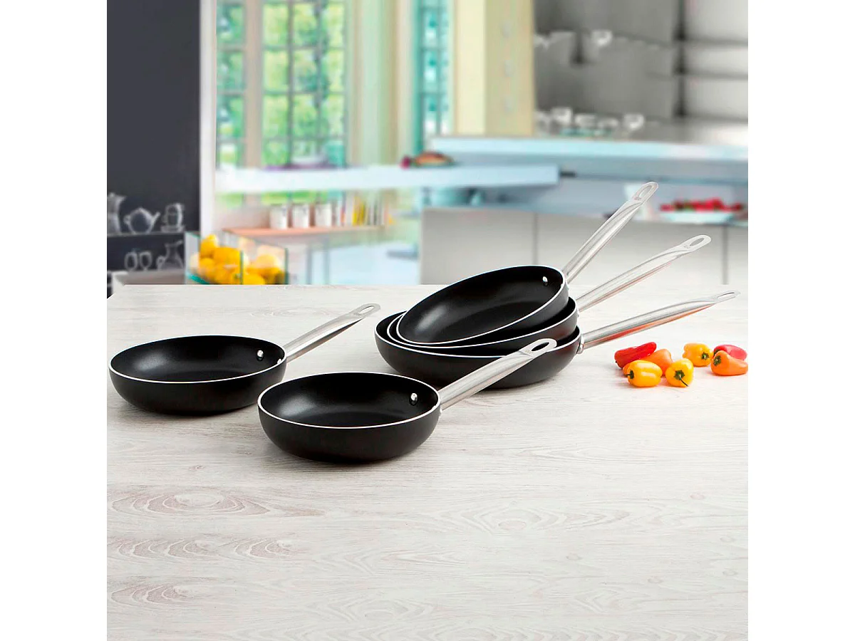 Sartén Pro Chef Quid aluminio prensado negro Ø32 cm