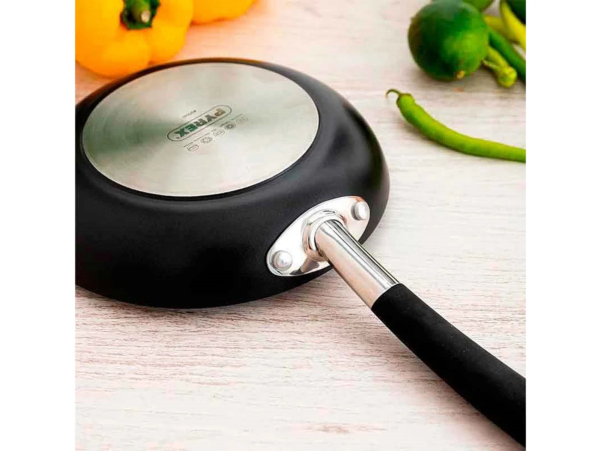 Sartén Artic Pyrex aluminio estampado antiadherente tricapa negro Ø26 cm