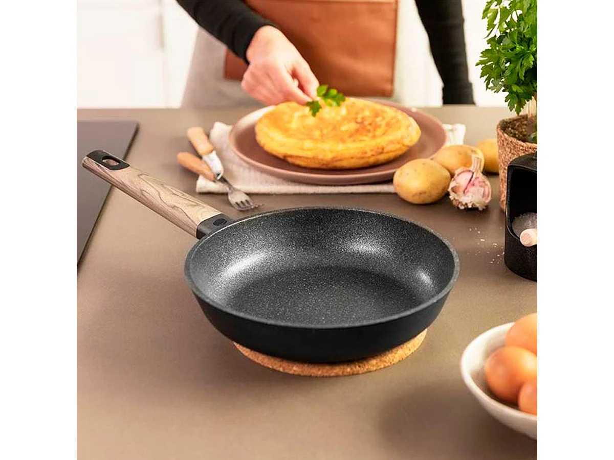 Sartén Cecotec Polka Excellence 28 Bucket Force negro Ø28 cm