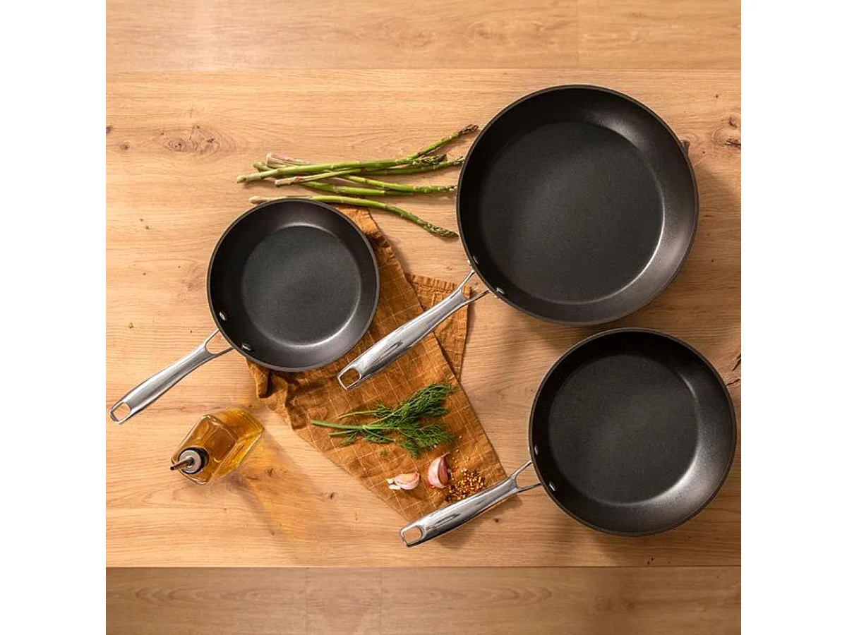 Set de 3 sartenes Cecotec Polka Fantasy Bucket aluminio forjado plateado Ø20/Ø24/Ø28 cm