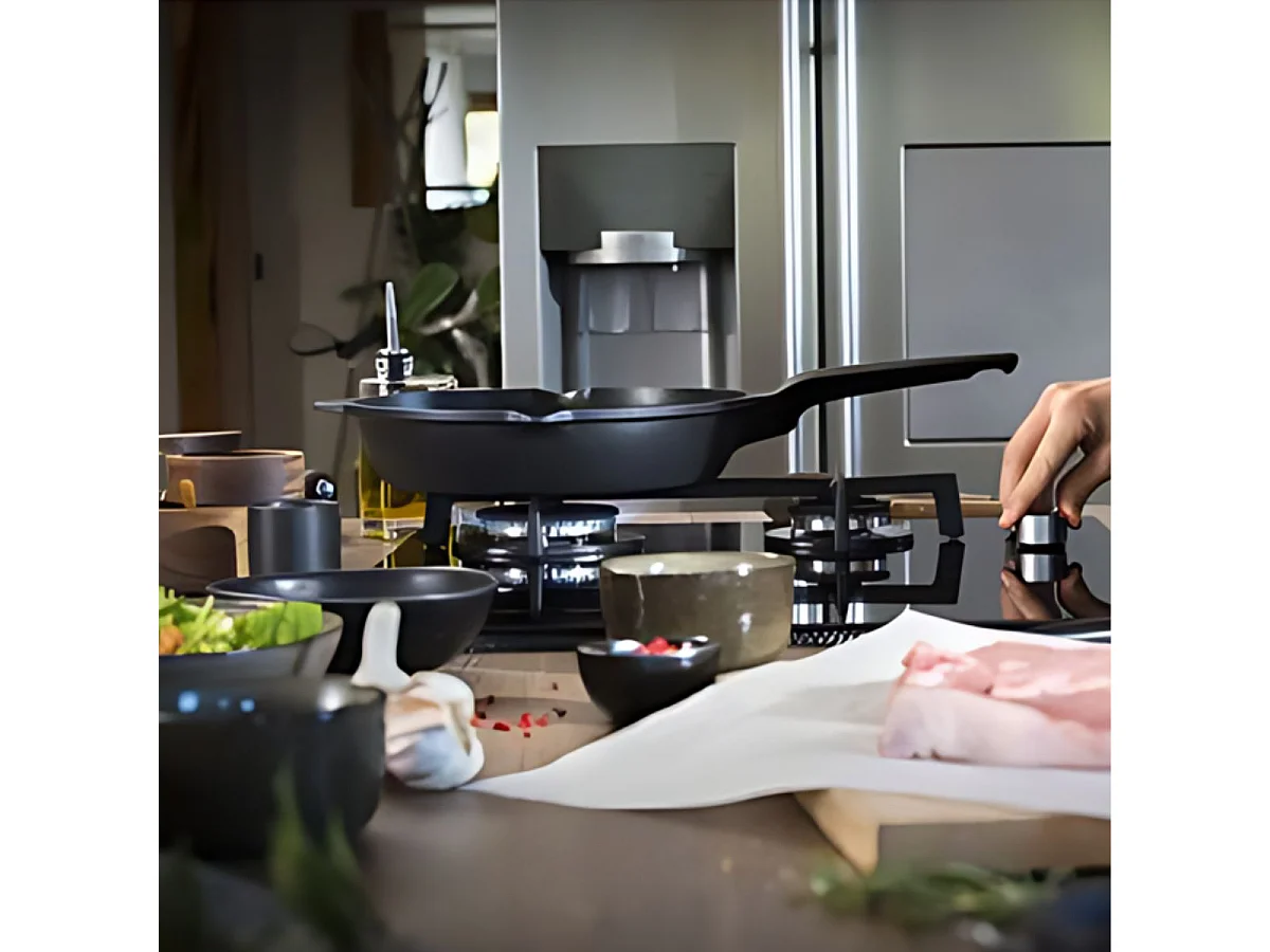 Sartén Tefal Robusto antiadherente aluminio fundido negro Ø28 cm