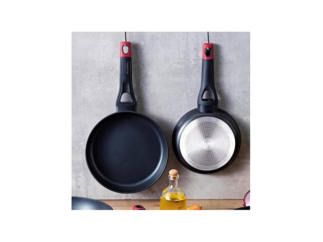 Poele - PYREX - 1455016 - En aluminium forgé - Antiadhésif - 22 cm - Sans PFAS