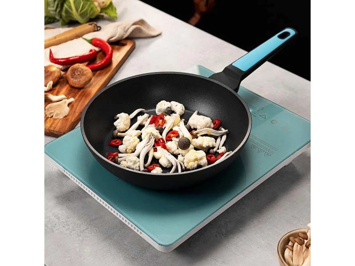 Sartén Cecotec Polka Platinum 20 Bucket Thunder aluminio forjado negro Ø20 cm