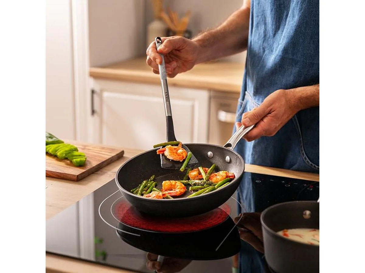 Sartén Cecotec Polka Fantasy 20 Bucket Silver aluminio forjado negro Ø20 cm