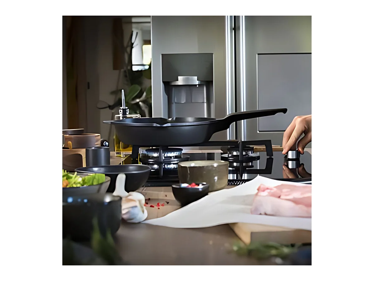 Sartén Tefal Robusto antiadherente aluminio fundido negro Ø24 cm