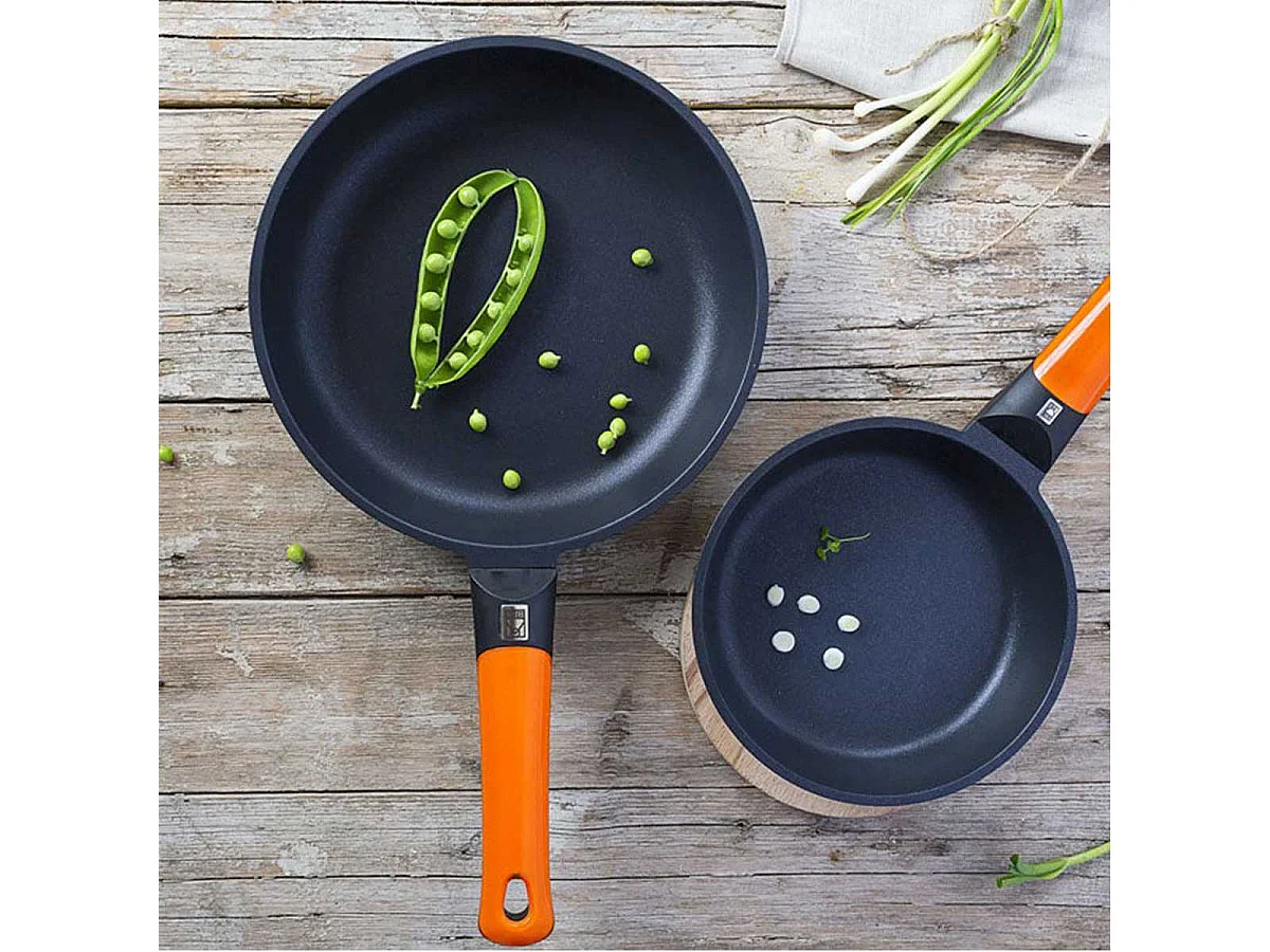 Sartén Efficient Orange Bra fondo Full Induction naranja/negro Ø20 cm