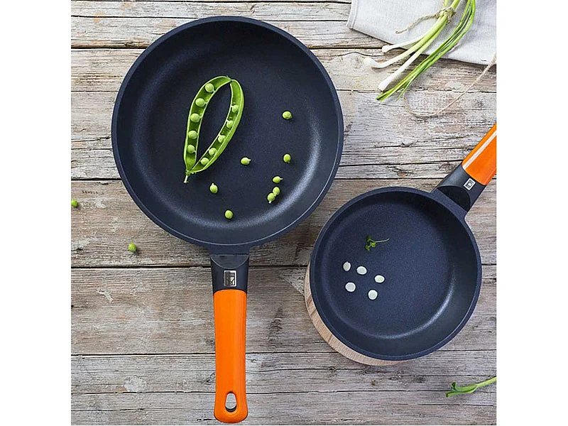 Sartén Efficient Orange Bra fondo Full Induction naranja/negro Ø20 cm