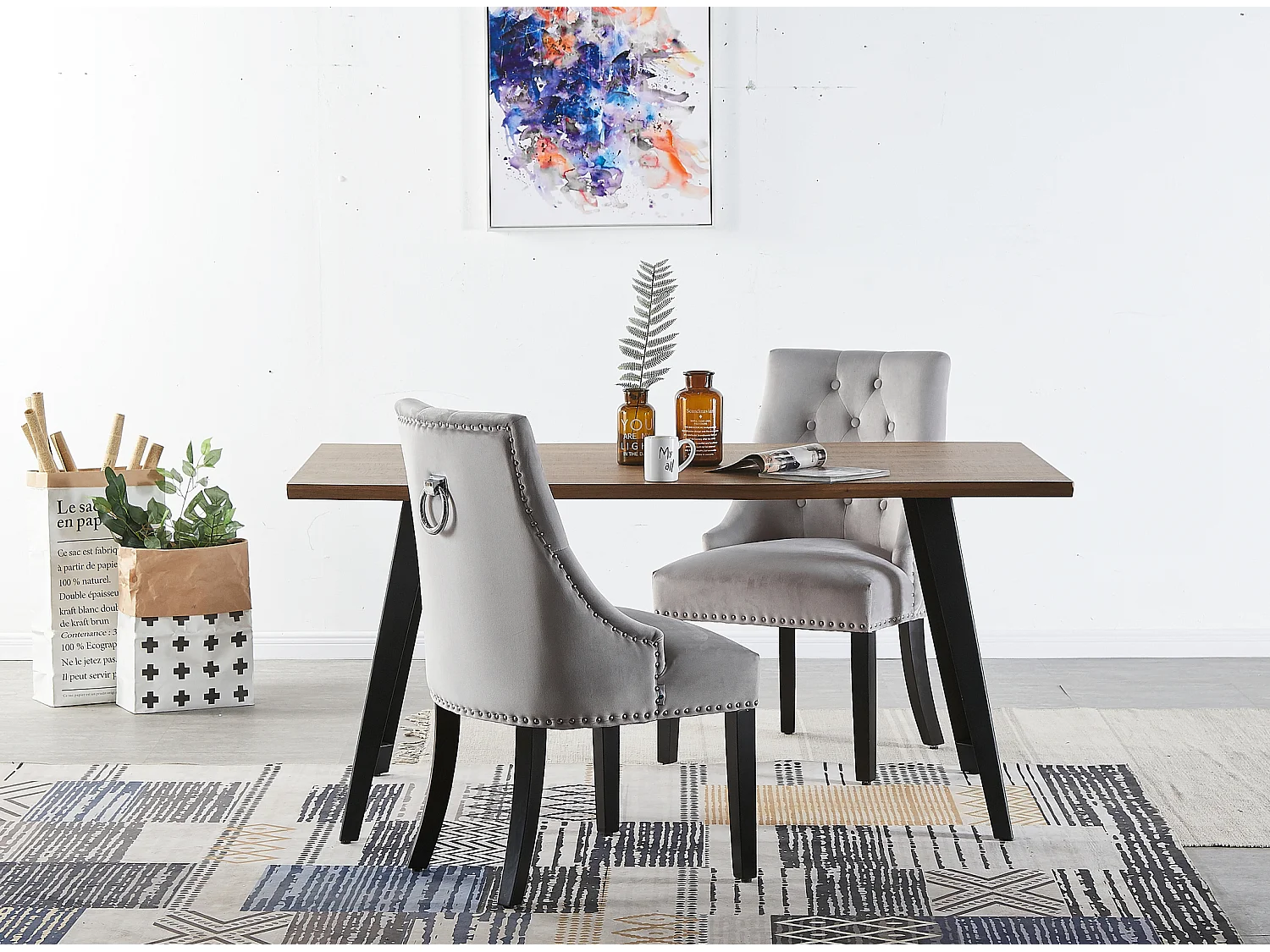 Set aus 2 Windsor-Esszimmerstühlen – Plüsch-Samtpolsterung und stabile Beine aus Massivholz – perfekt für Ihr Esszimmer und Wohnzimmer – Hellgrau