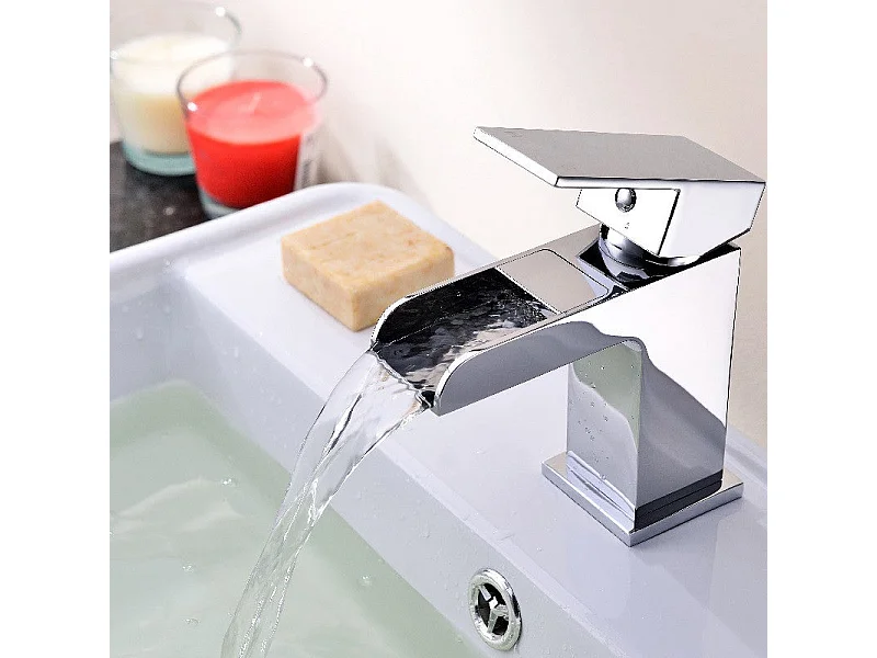 Robinet mitigeur lavabo cascade TANO