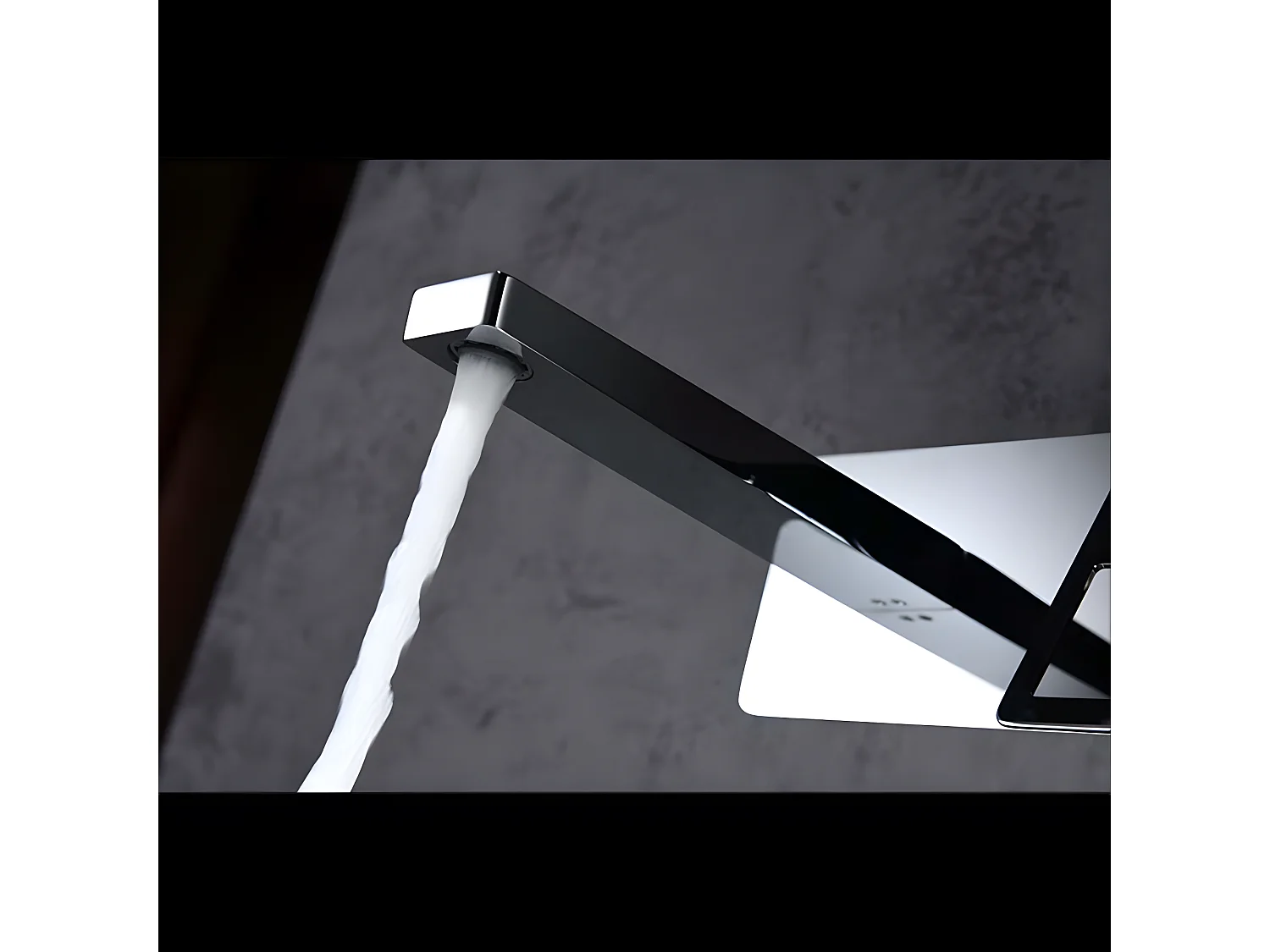 Robinet mitigeur mural encastré SUECIA chromé