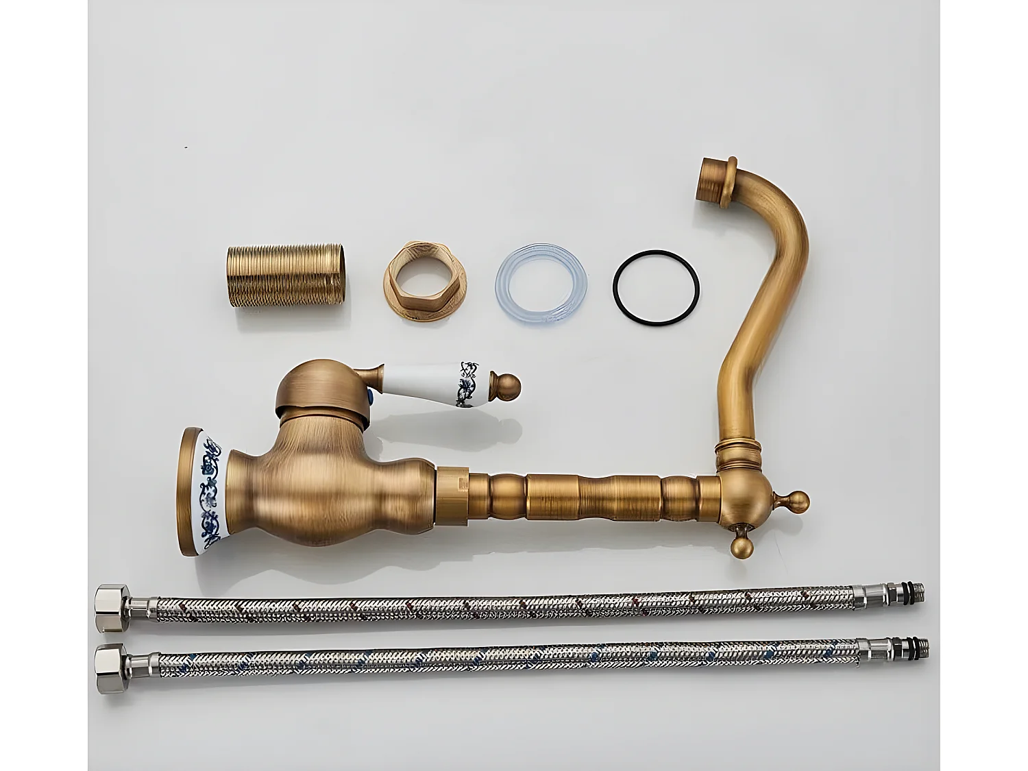 Mitigeur lavabo rehaussé rétro FLORINA or ancien