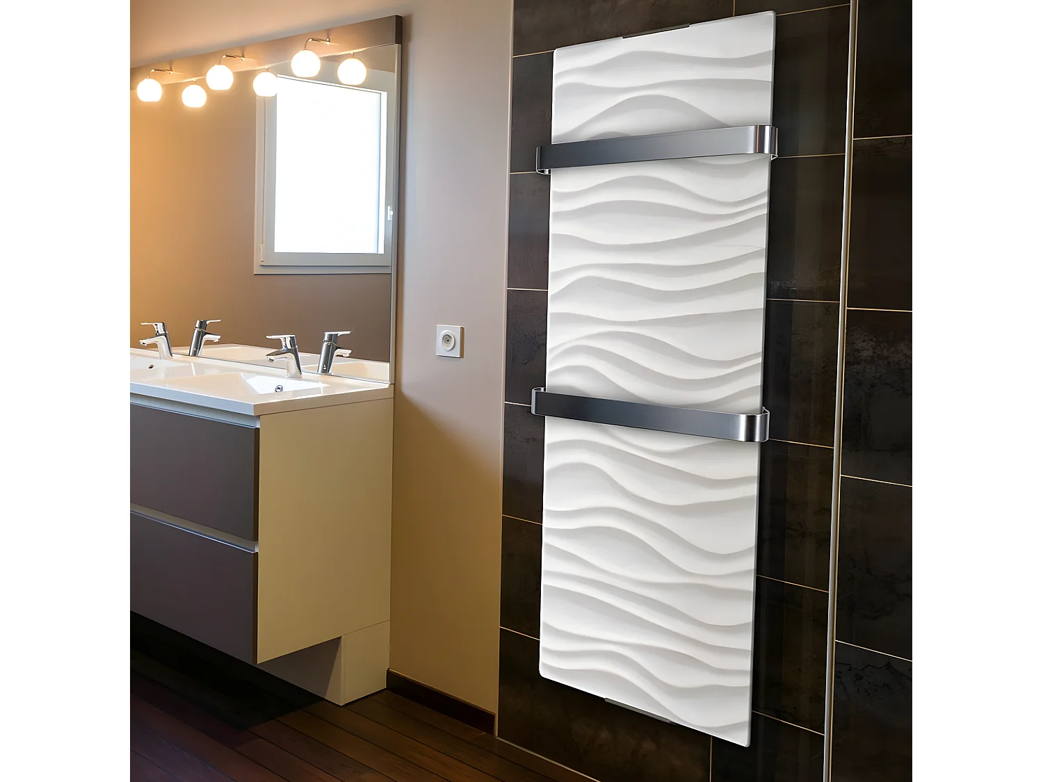 Radiateur sèche-serviettes électrique 1200 W ondulé blanc