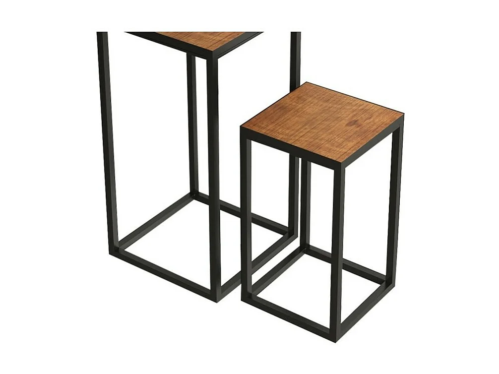 Beistelltische GOA aus massivem Holz für das Wohnzimmer. Möbel im Industriestil.