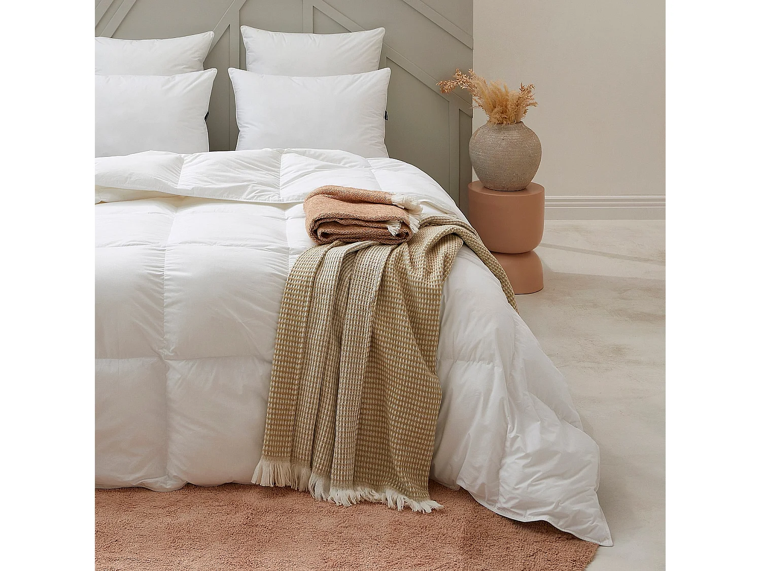 Couette chaude en synthétique - 350 g/m² - 260 x 240 cm