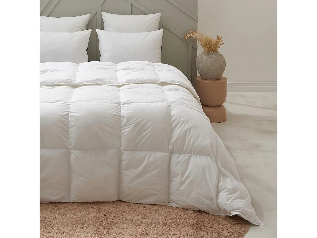 Habitat - Couette tempérée en synthétique - 250 g/m² - 260 x 240 cm - Esprit duvet