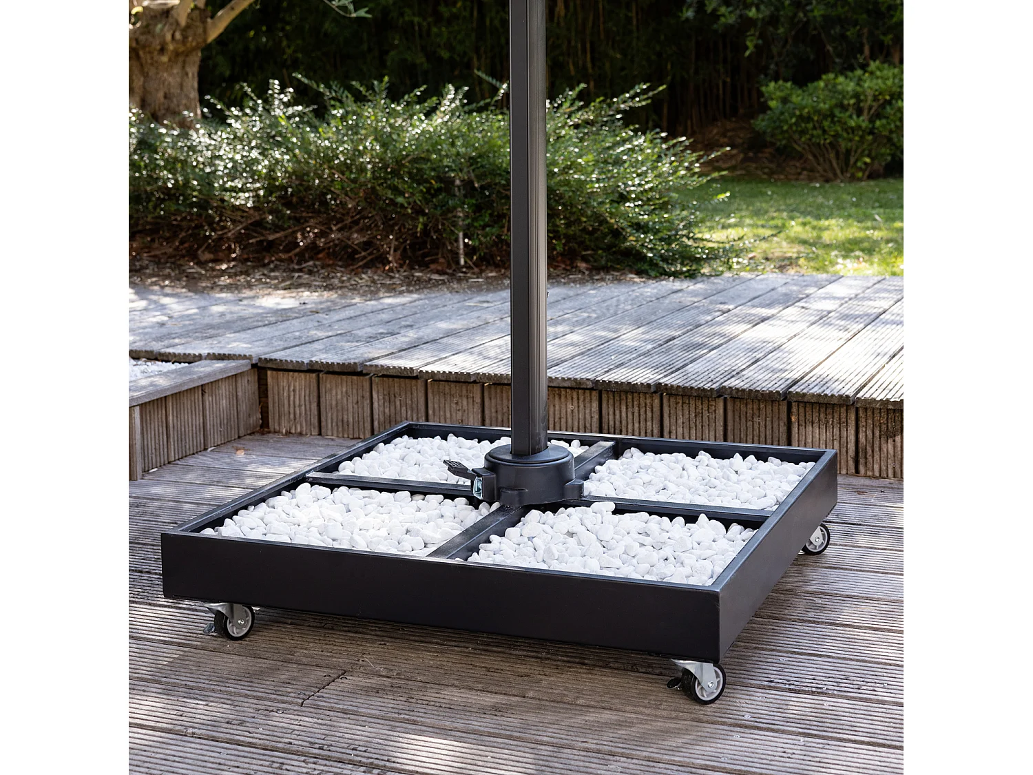 Pied de lestage sur roues CANCALE pour parasol déporté