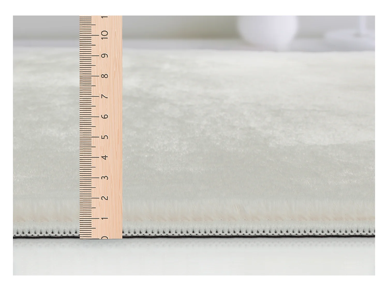 Tapijt imitatiebont zacht afwasbaar - Crème - 70 x 140 cm - COSY