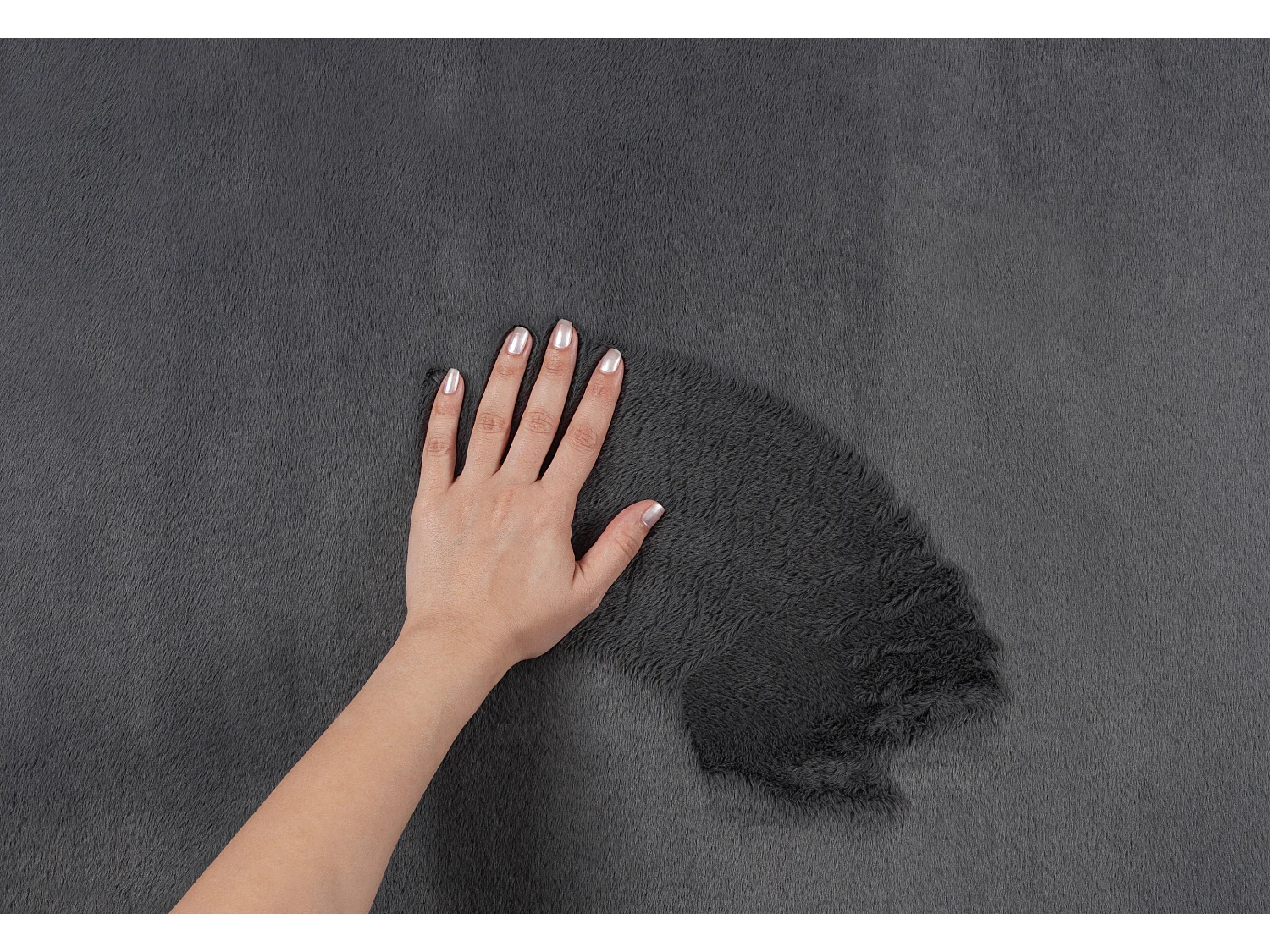 Tapis moderne fourrure chaud douillet lavable - Anthracite - 200 x 280 cm - COSY